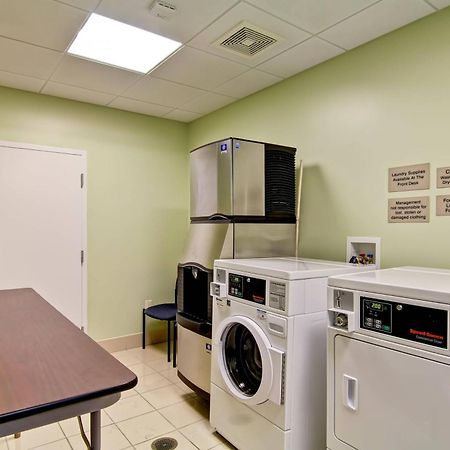 Kearsarge Springhill Suites Erie מראה חיצוני תמונה