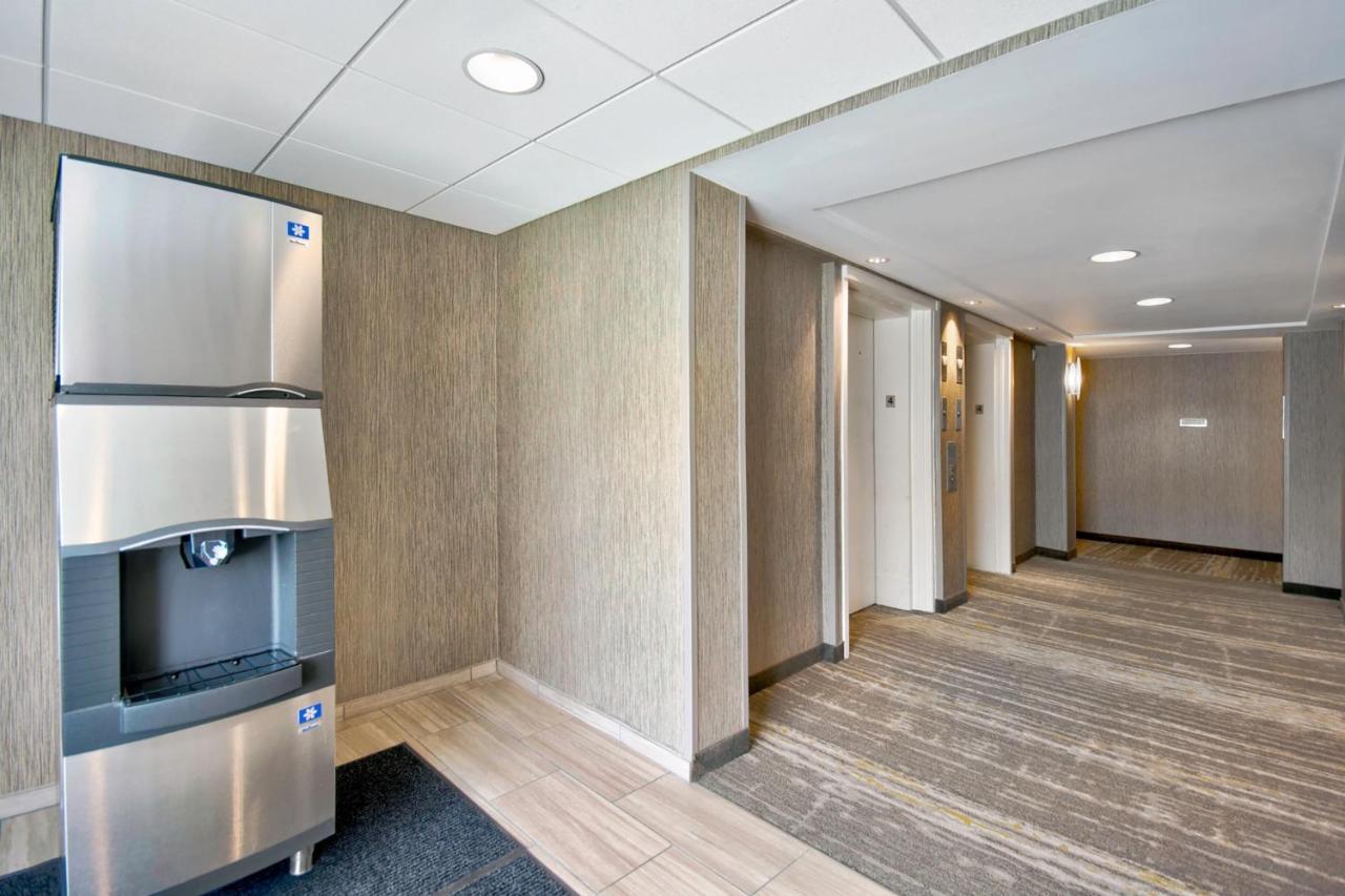 Kearsarge Springhill Suites Erie מראה חיצוני תמונה