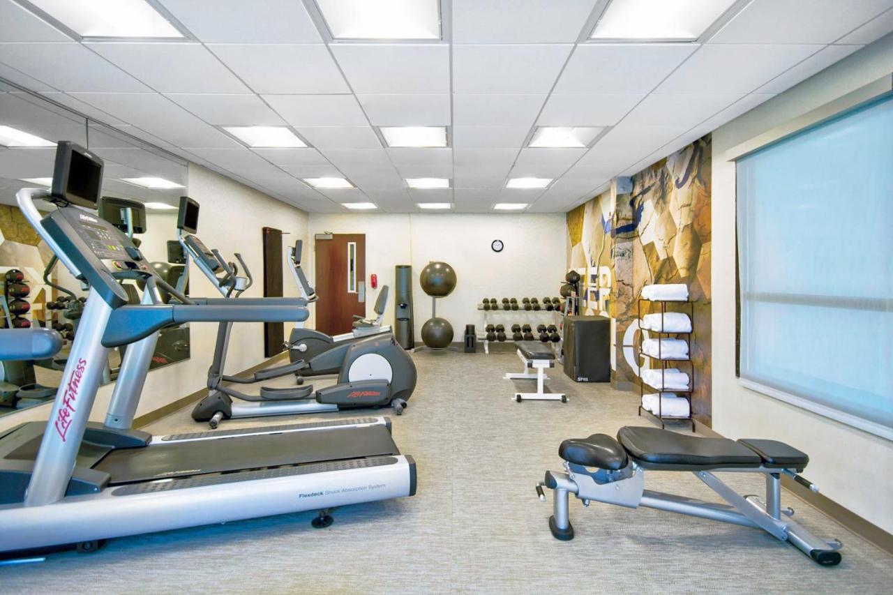 Kearsarge Springhill Suites Erie מראה חיצוני תמונה