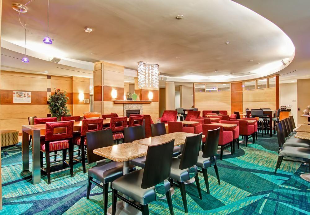 Kearsarge Springhill Suites Erie מראה חיצוני תמונה